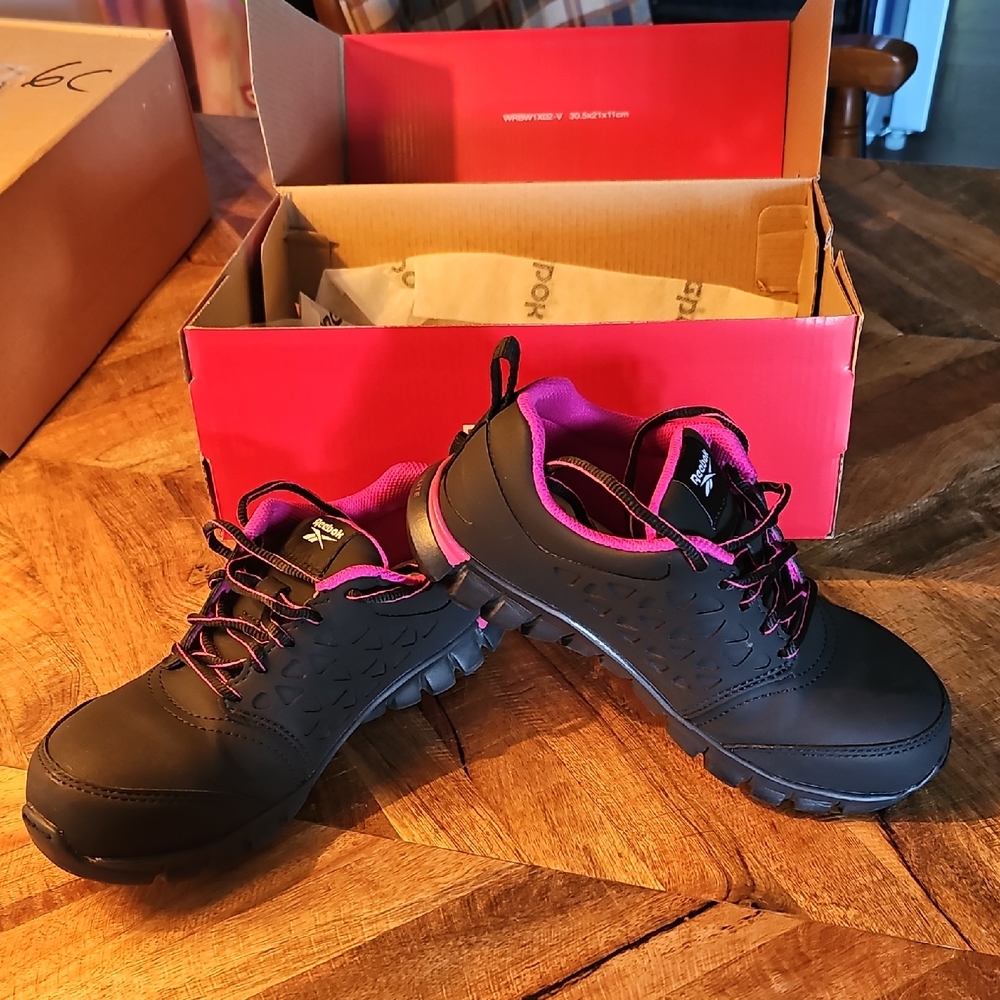 Reebok Sublite Cushion Work Athletic Shoe 6m Women